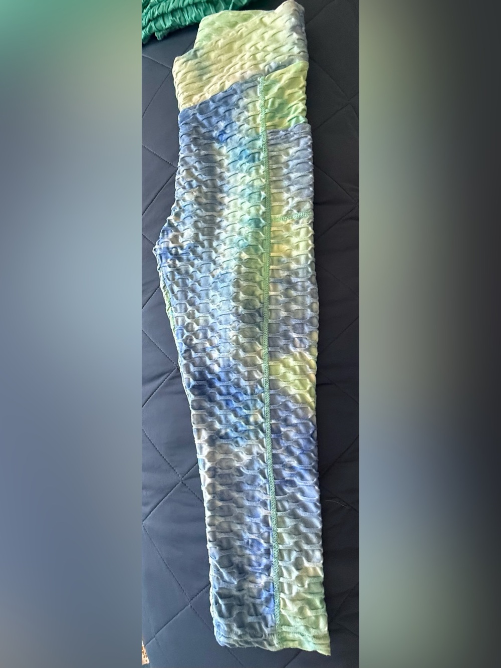 Textured Tie-Dye Leggings in Blue & Green
